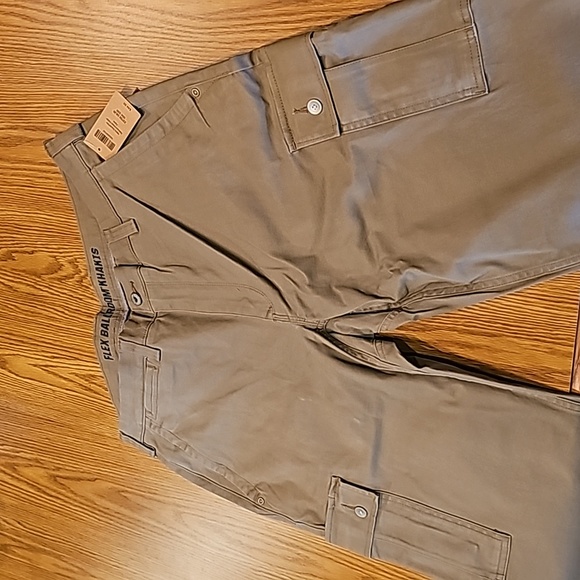 Duluth Flex Ballroom Khakis - Picture 3 of 8